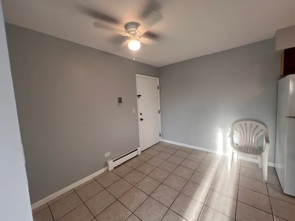 $155,000 | 1303 Baldwin Court, Unit B3, Palatine, IL 60074