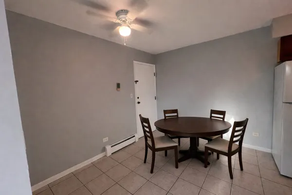 $155,000 | 1303 Baldwin Court, Unit B3, Palatine, IL 60074