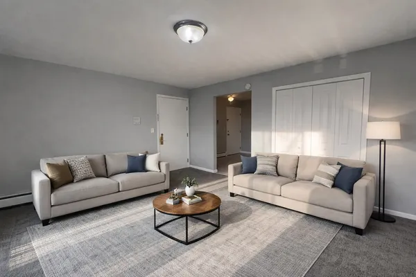 $155,000 | 1303 Baldwin Court, Unit B3, Palatine, IL 60074