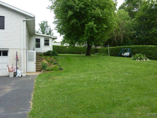 279 Butztown Road Bethlehem, PA 18020 - Photo 3 of 13 Gallery Image 3