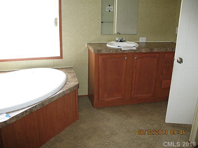 186 Cartwright Road Harmony, NC 28634 - Photo 5 of 5 Gallery Image 5
