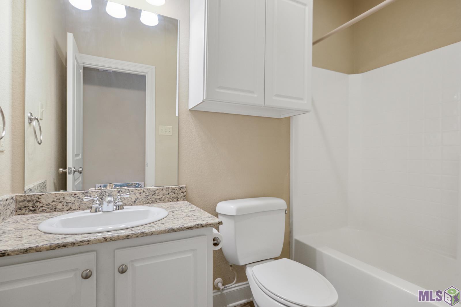 4848 Windsor Village Drive, Unit 19 Baton Rouge, LA 70817 - Photo 12 of 13