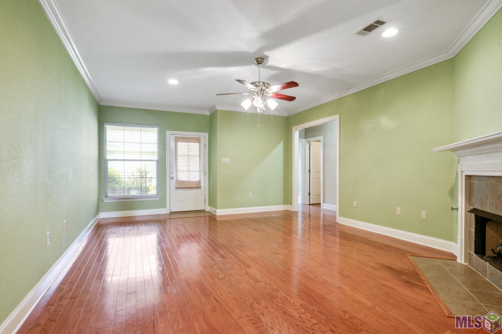 4848 Windsor Village Drive, Unit 19 Baton Rouge, LA 70817 - Photo 2 of 13