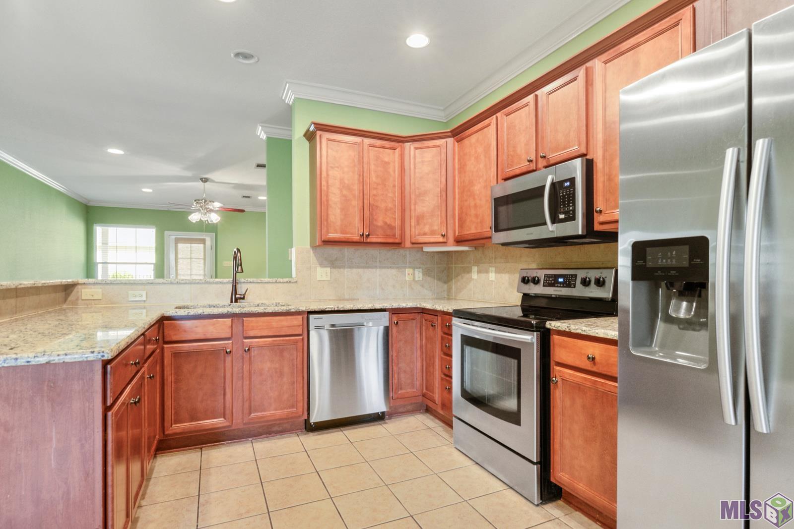 4848 Windsor Village Drive, Unit 19 Baton Rouge, LA 70817 - Photo 5 of 13