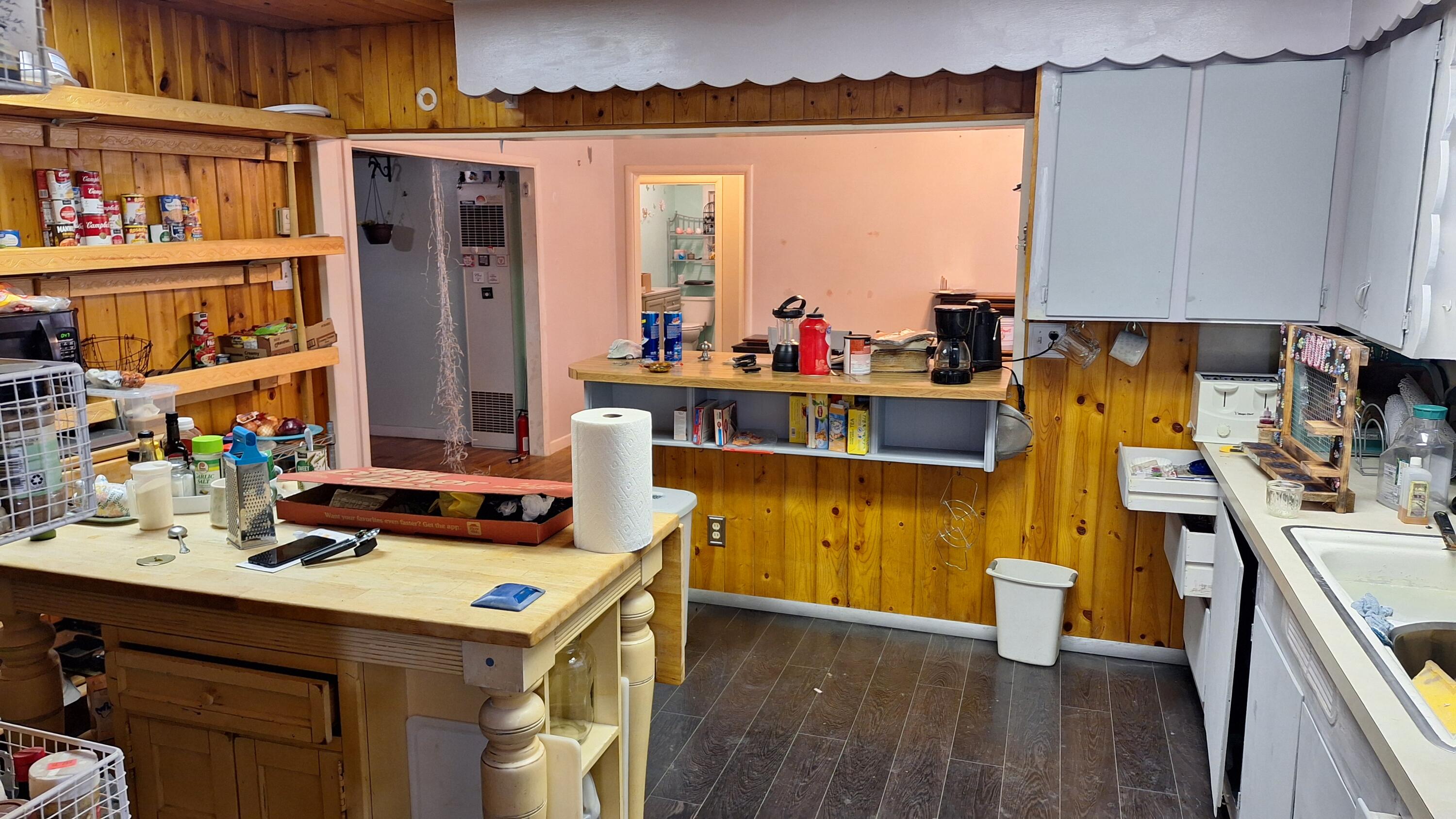 4102 Grant Road Central Point, OR 97502 - Photo 17 of 30 20240502_140531