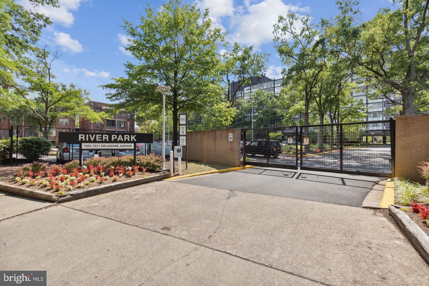 1311 Delaware Avenue Southwest, Unit S732 Washington, DC 20024 - Photo 3 of 81 Front Entrance