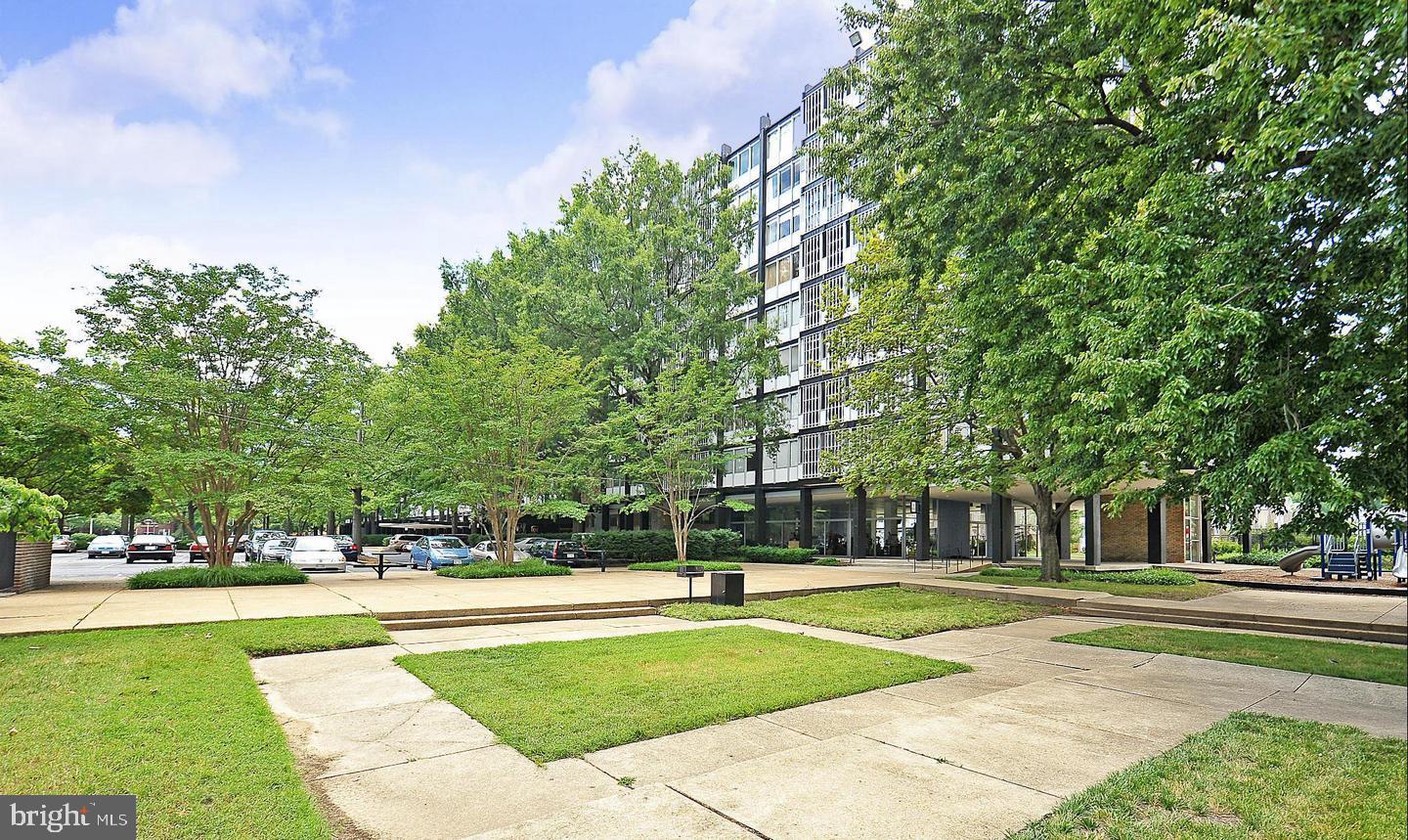 1311 Delaware Avenue Southwest, Unit S732 Washington, DC 20024 - Photo 4 of 81 Front