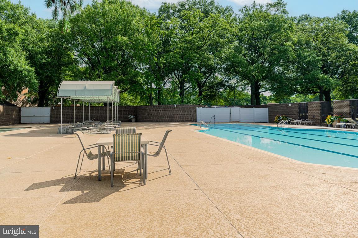 1311 Delaware Avenue Southwest, Unit S732 Washington, DC 20024 - Photo 51 of 81 River Park Pool