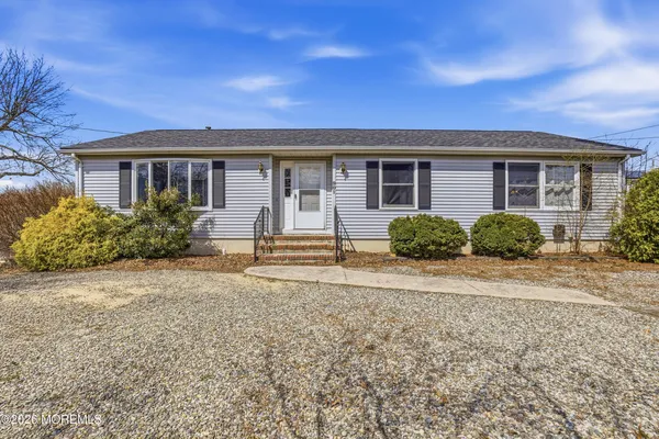 $499,000 | 901 4th Avenue, Toms River, NJ 08757