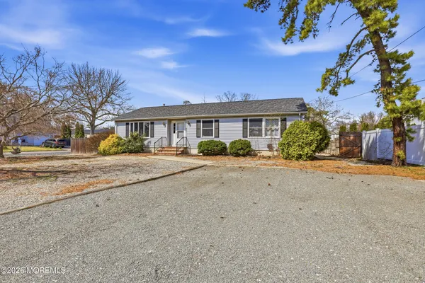 $499,000 | 901 4th Avenue, Toms River, NJ 08757