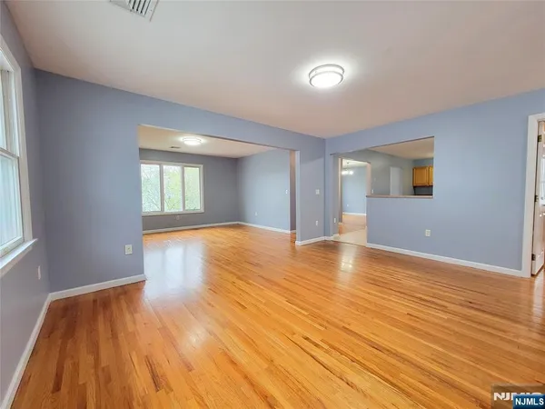 $2,950 | 154 Norwood Avenue, Unit 2, Lodi, NJ 07644
