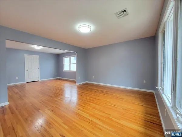 $2,950 | 154 Norwood Avenue, Unit 2, Lodi, NJ 07644