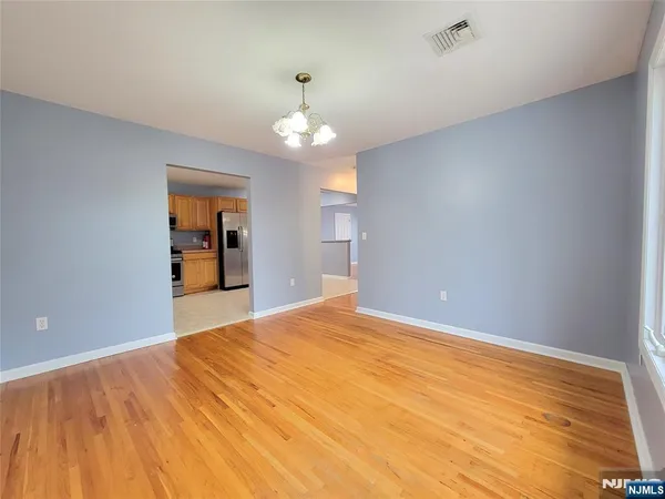 $2,950 | 154 Norwood Avenue, Unit 2, Lodi, NJ 07644