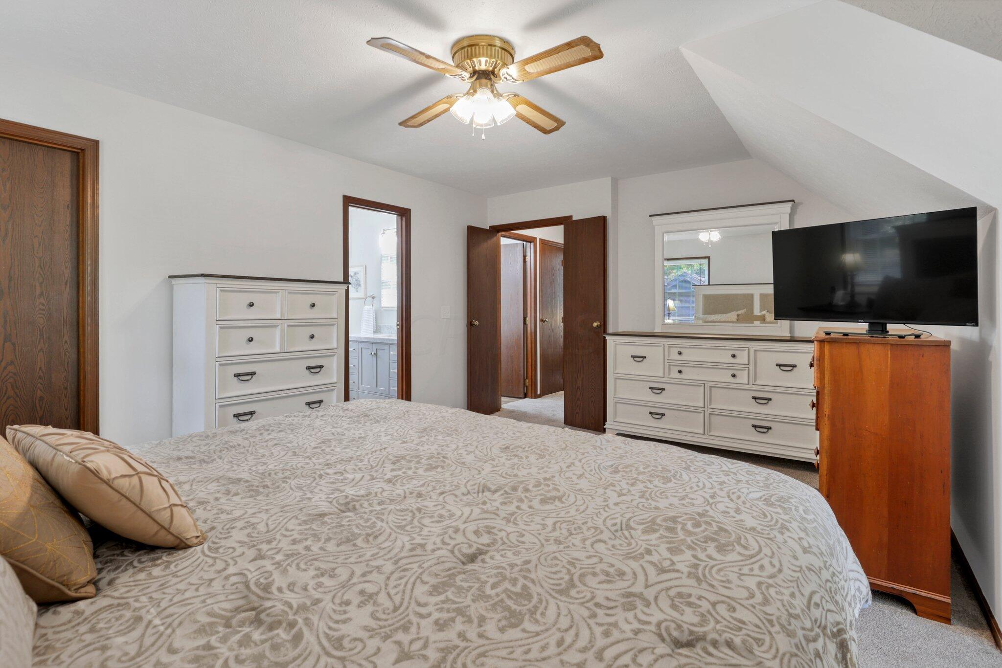 1821 Pine Road Heath, OH 43056 - Photo 24 of 62 33-web-or-mls-0N4A6241
