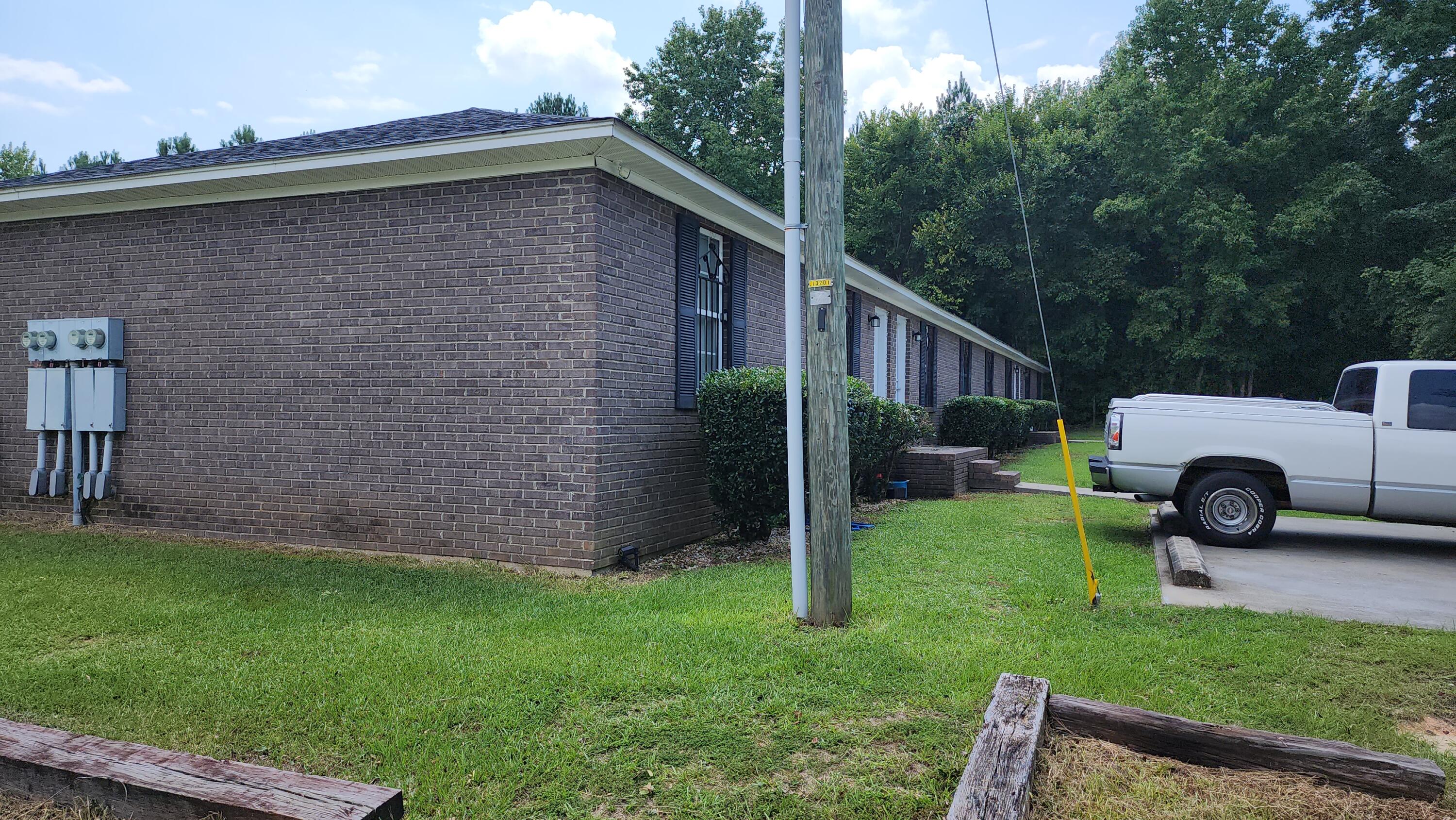 715 Kings Road Orangeburg, SC 29115 - Photo 5 of 33 20240816_140722