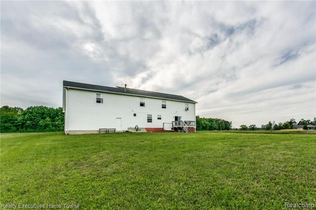 8168 Kilgore Road Avoca, MI 48006 - Photo 5 of 41