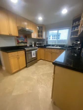 $4,500 | 1616 Adams Street, Hollywood, FL 33020