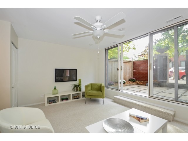 641 West Willow Street, Unit 140 Chicago, IL 60614 - Photo 11 of 25