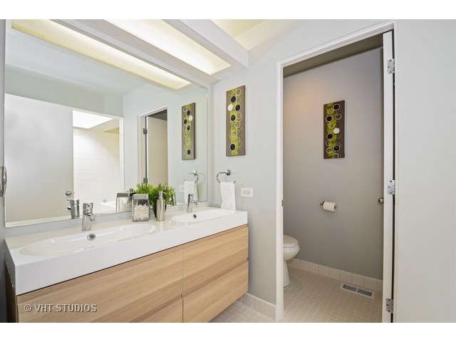 641 West Willow Street, Unit 140 Chicago, IL 60614 - Photo 14 of 25