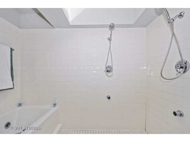 641 West Willow Street, Unit 140 Chicago, IL 60614 - Photo 15 of 25