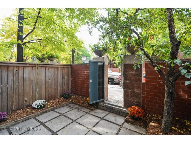 641 West Willow Street, Unit 140 Chicago, IL 60614 - Photo 21 of 25