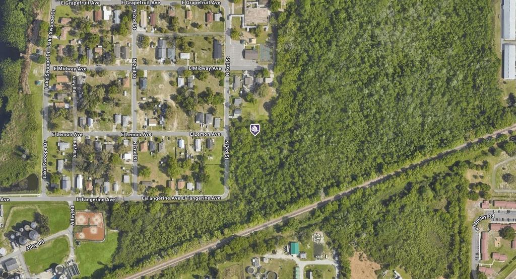 26 North 3rd Street Lake Alfred, FL 33850 - Photo 2 of 3 a view of a garden