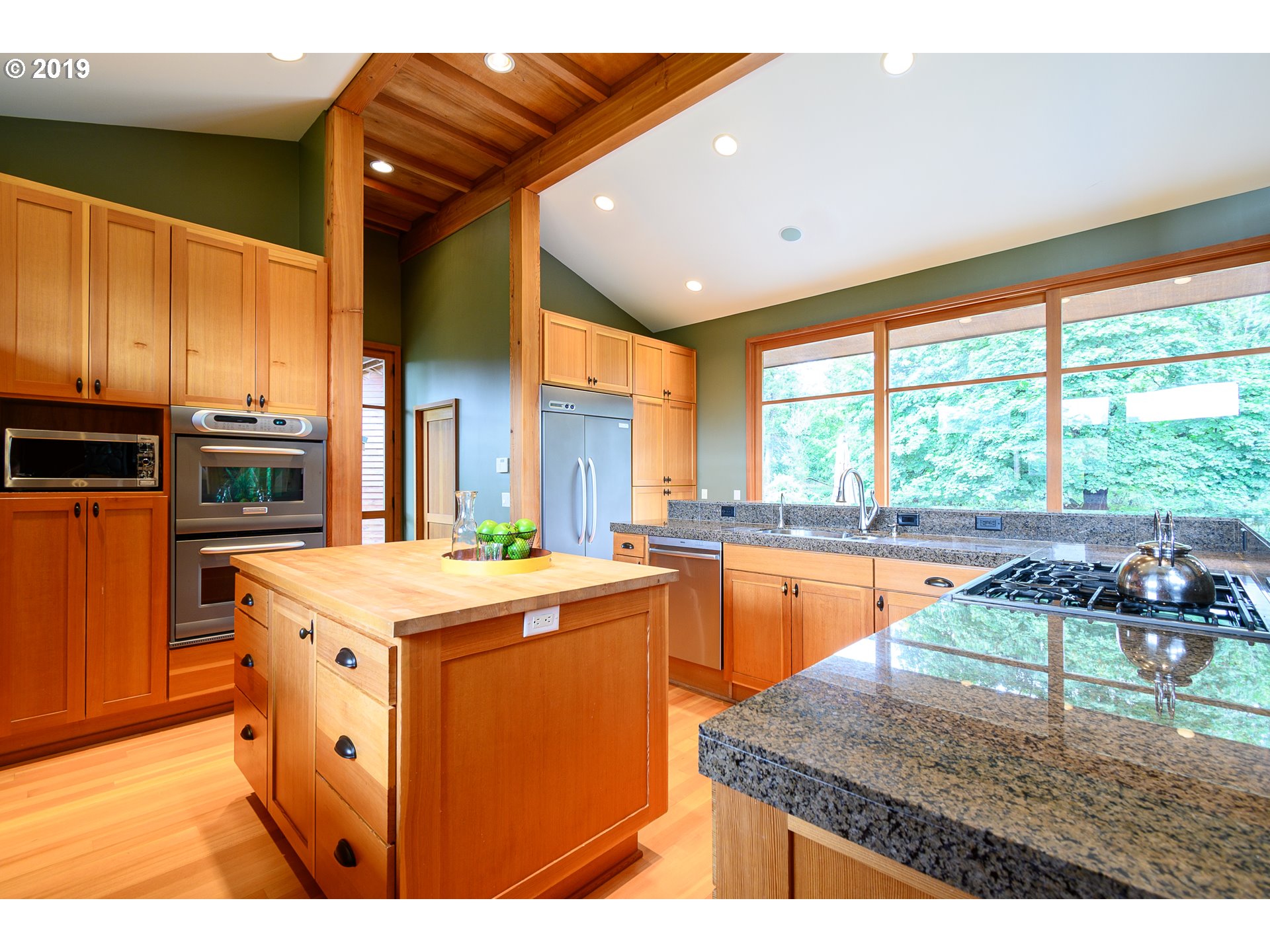 31530 Coburg Bottom Loop Road Eugene, OR 97408 - Photo 4 of 32 Gallery Image 4