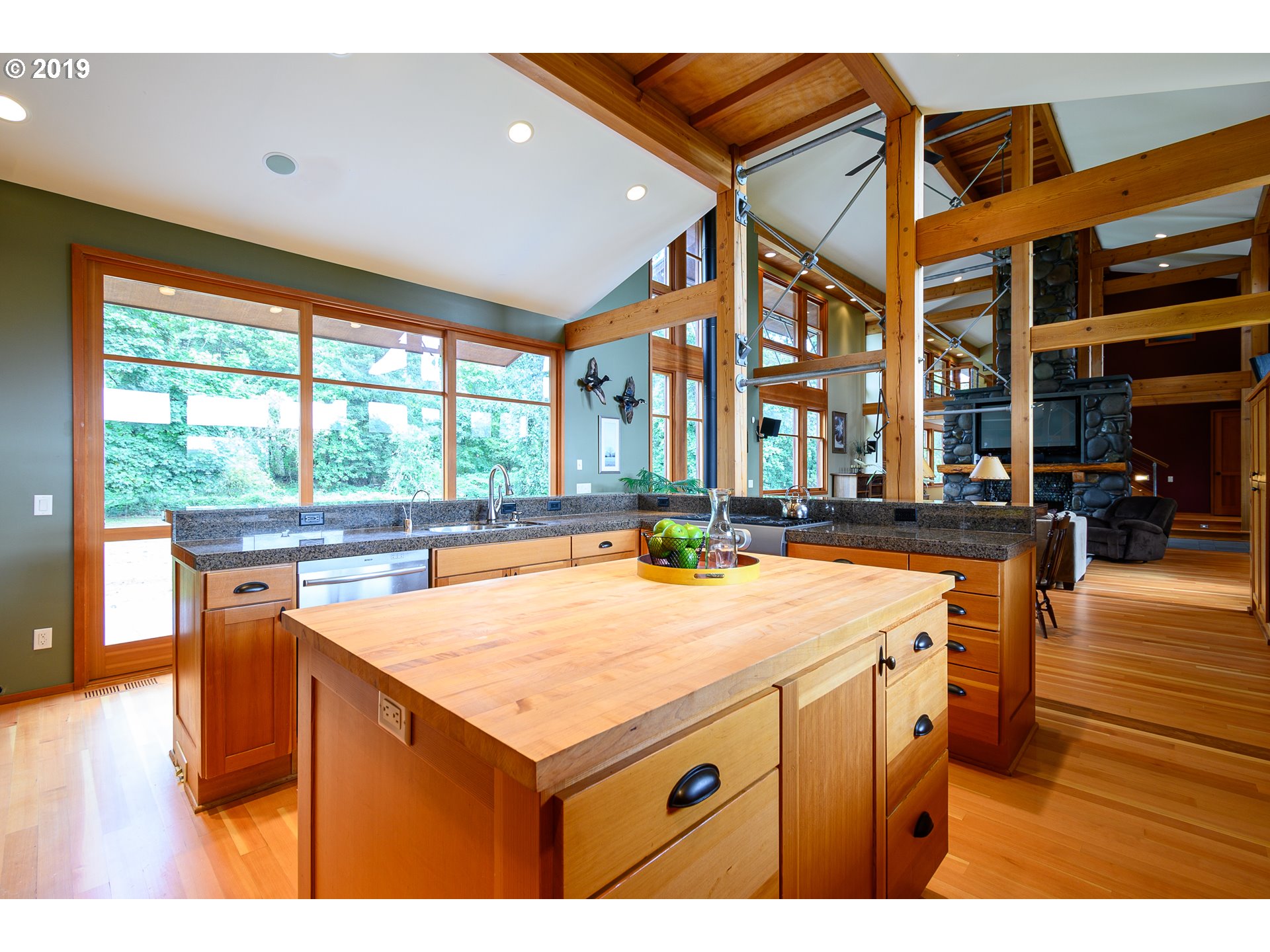 31530 Coburg Bottom Loop Road Eugene, OR 97408 - Photo 9 of 32 Gallery Image 9