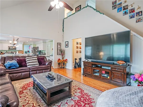 $3,500 | 10910 Chatburn Way, Johns Creek, GA 30097