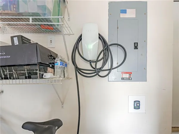 $3,500 | 10910 Chatburn Way, Johns Creek, GA 30097