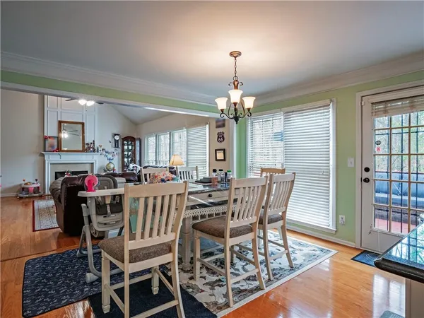 $3,500 | 10910 Chatburn Way, Johns Creek, GA 30097