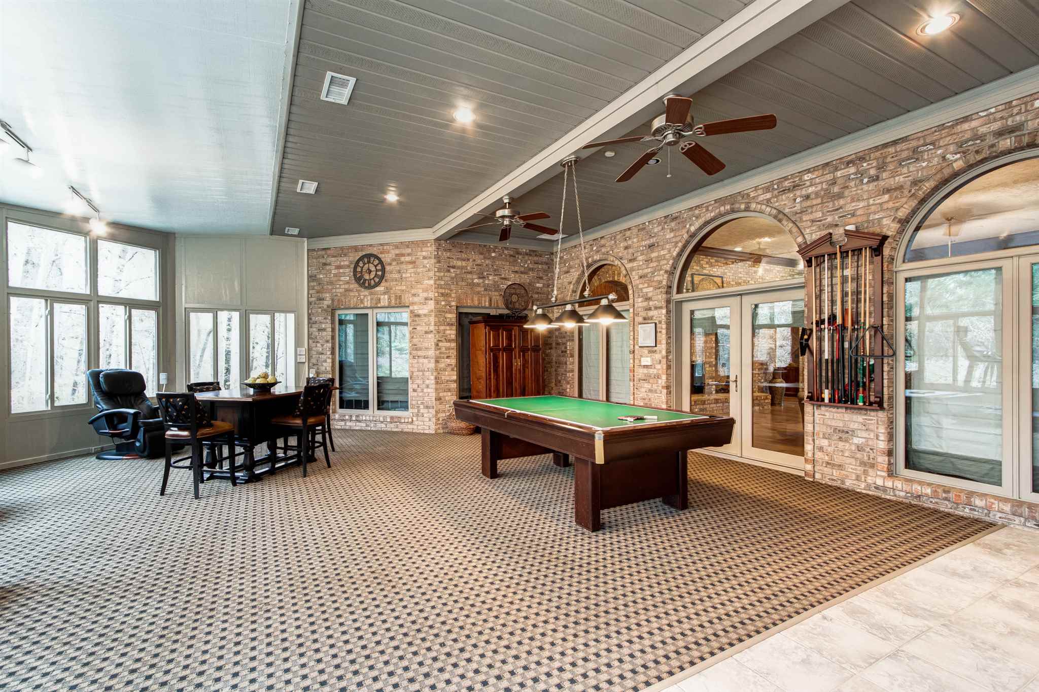 1831 Schenk Road Evansville, IN 47720 - Photo 14 of 36 Gallery Image 14