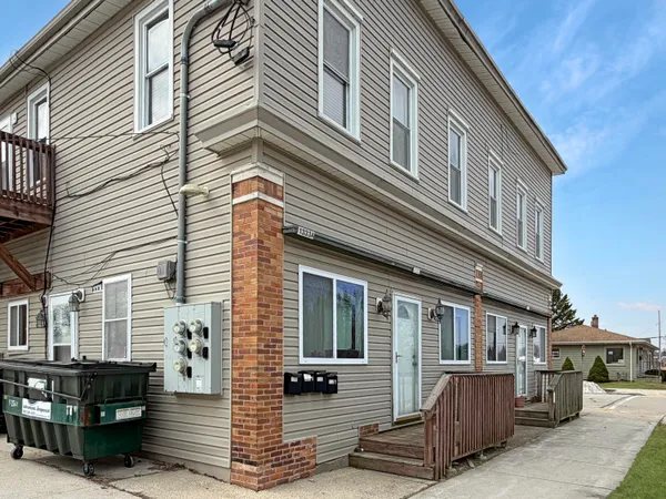 $127,500 | 1335 A Broadway Avenue, Unit 4, Sheboygan, WI 53081