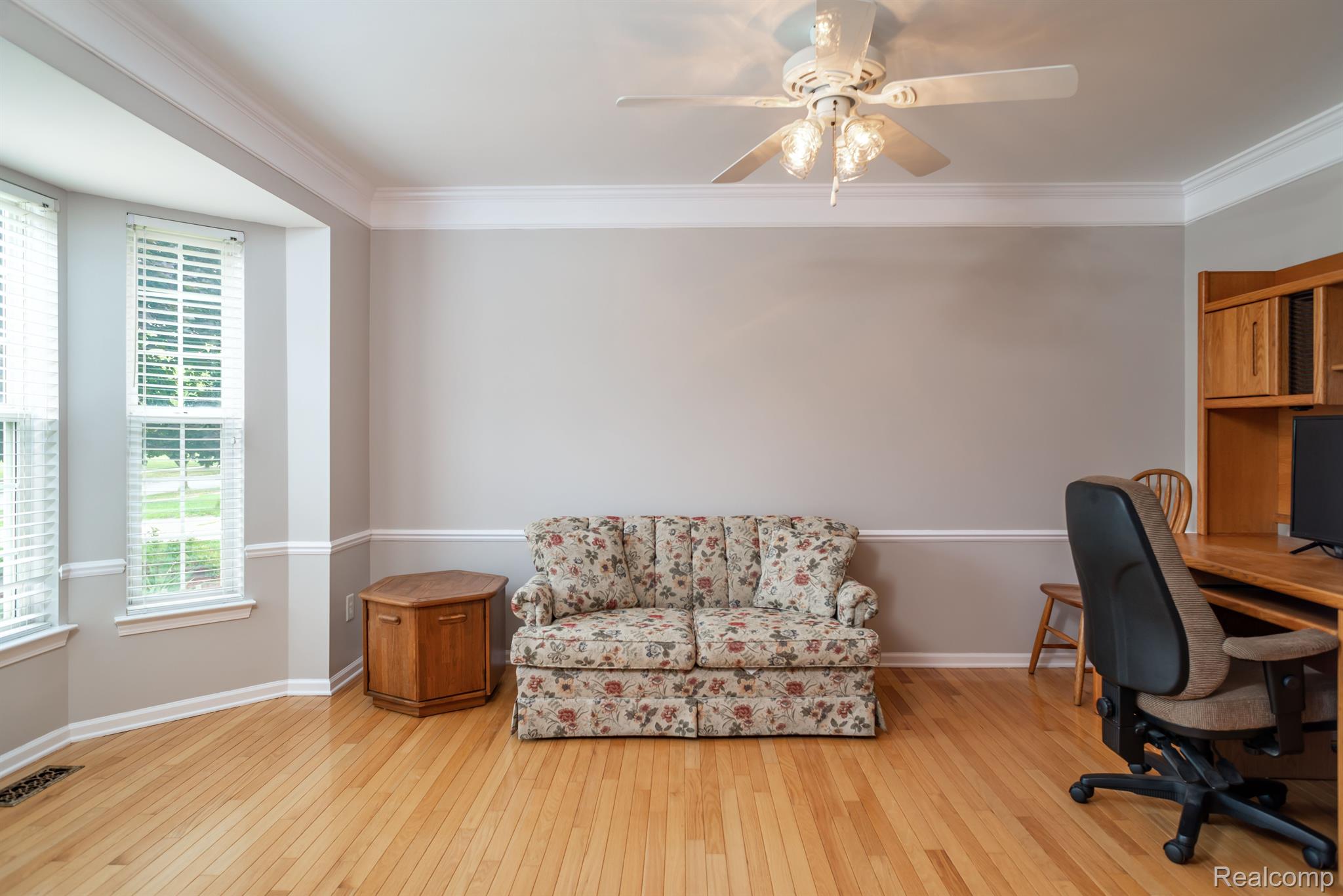 351 Springfield Drive Canton, MI 48188 - Photo 3 of 30 Gallery Image 3
