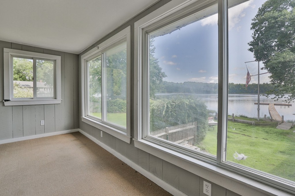 58 Pleasant Valley Road Amesbury, MA 01913 - Photo 18 of 30 Gallery Image 18