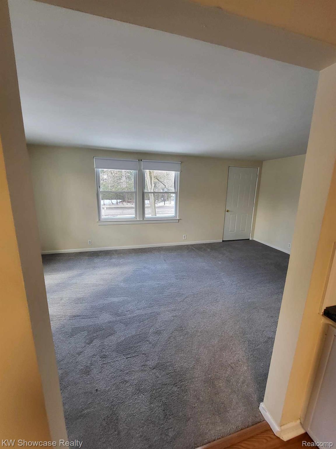 2396 South Long Lake Road Fenton, MI 48430 - Photo 24 of 30 Second Floor unit
