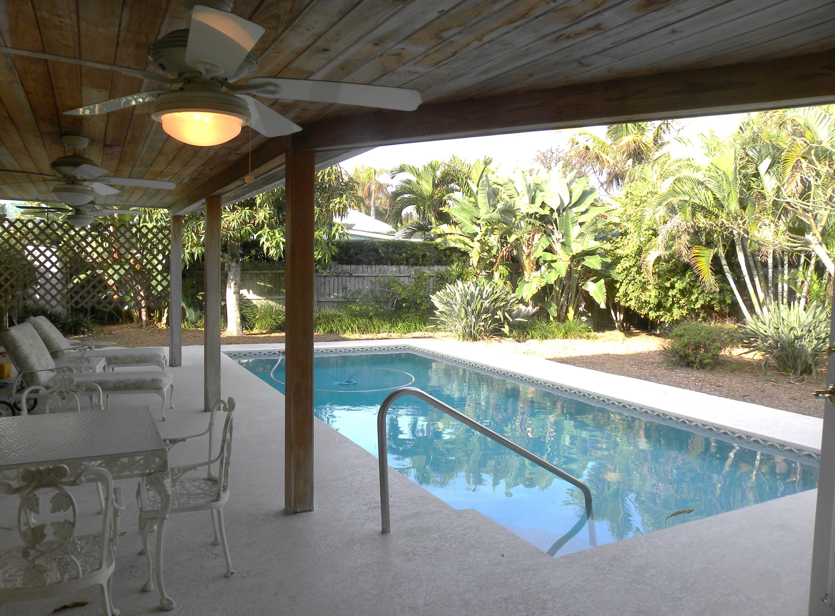 240 Colony Road Jupiter Inlet Colony, FL 33469 - Photo 16 of 20 Pool