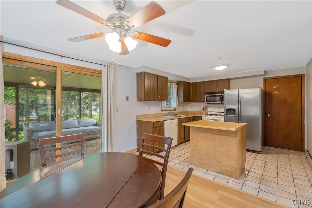 8339 Zenith Drive Clay, NY 13027 - Photo 13 of 44