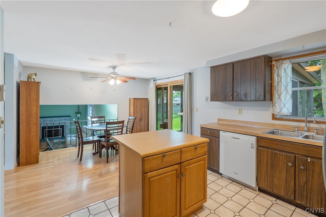 8339 Zenith Drive Clay, NY 13027 - Photo 15 of 44