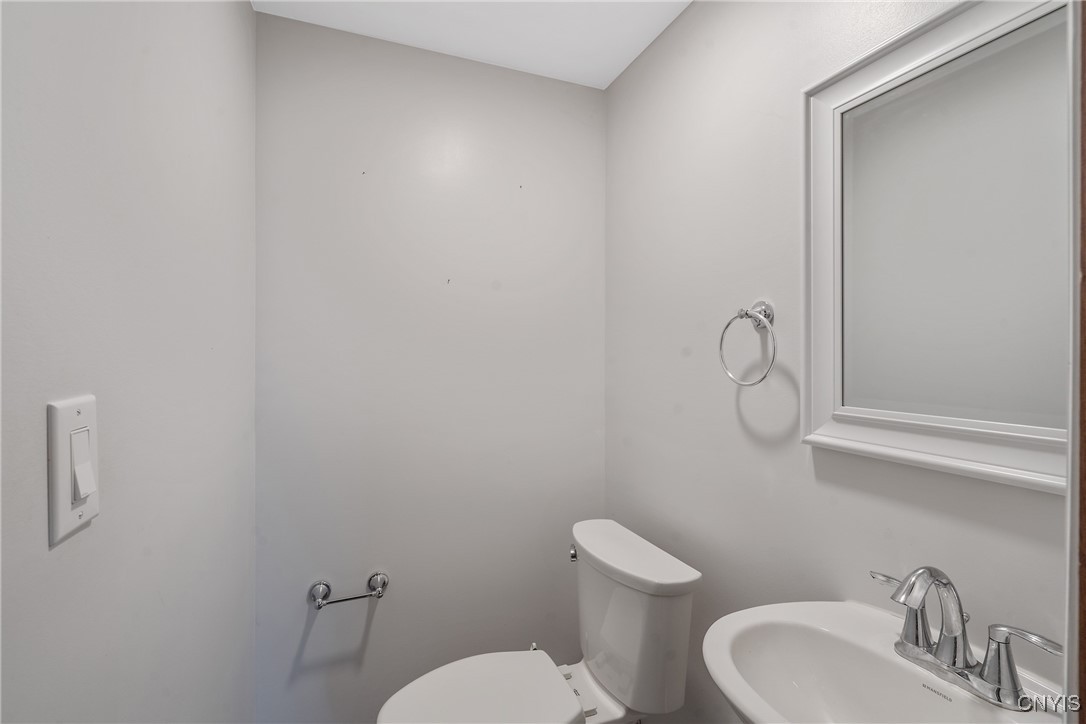 8339 Zenith Drive Clay, NY 13027 - Photo 27 of 44