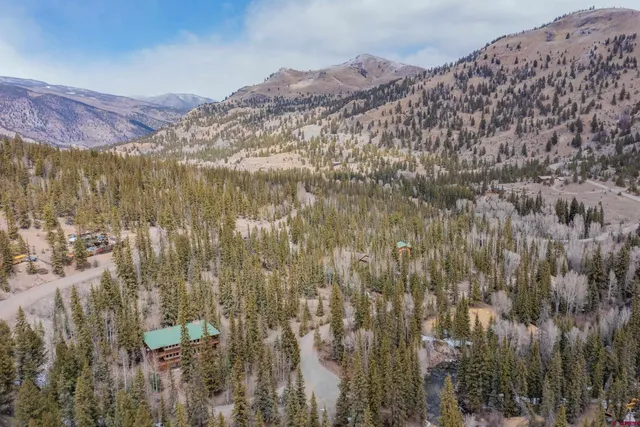 a view of a lot of a building