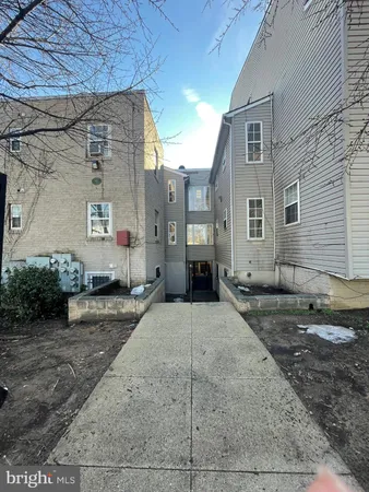 $93,500 | 612 Eastern Avenue Northeast, Unit 103, Washington, DC 20019