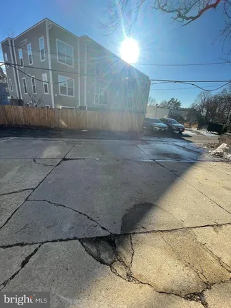 $93,500 | 612 Eastern Avenue Northeast, Unit 103, Washington, DC 20019