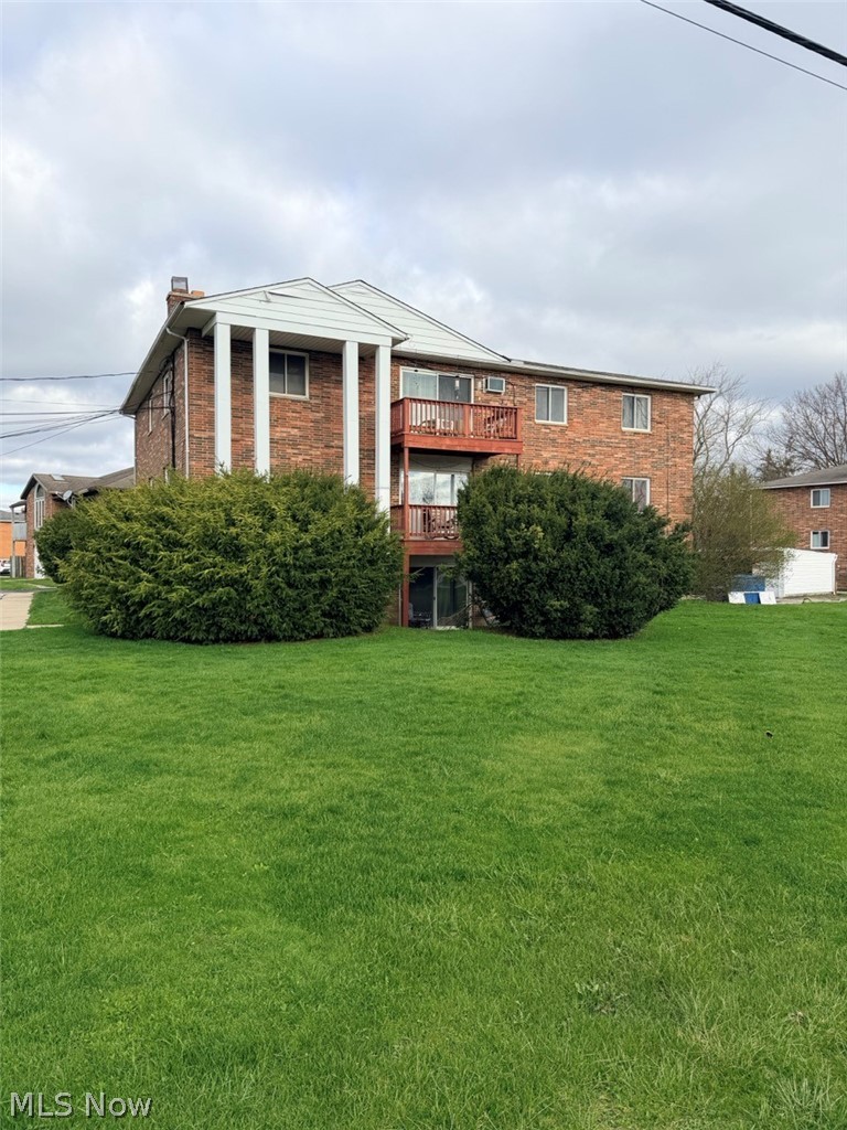 9976 Darrow Road, Unit 6 Twinsburg, OH 44087 - Photo 1 of 19