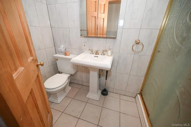 $954,000 | 60-60 Flushing Avenue | Maspeth