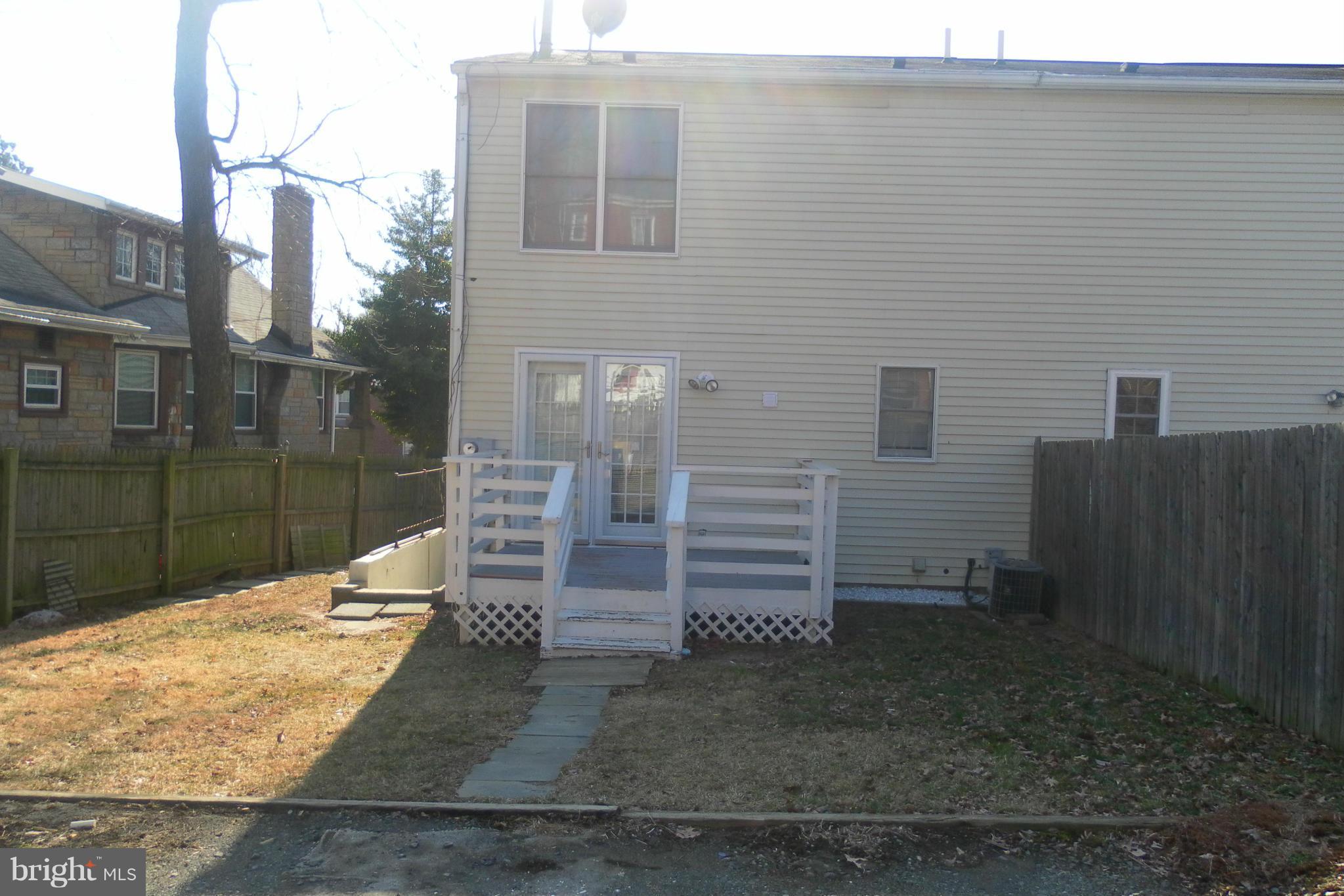 108 East Glebe Road Alexandria, VA 22305 - Photo 13 of 14 a view of a backyard