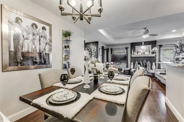 $275,000 | 218 Streamside Drive, DeSoto, TX 75115