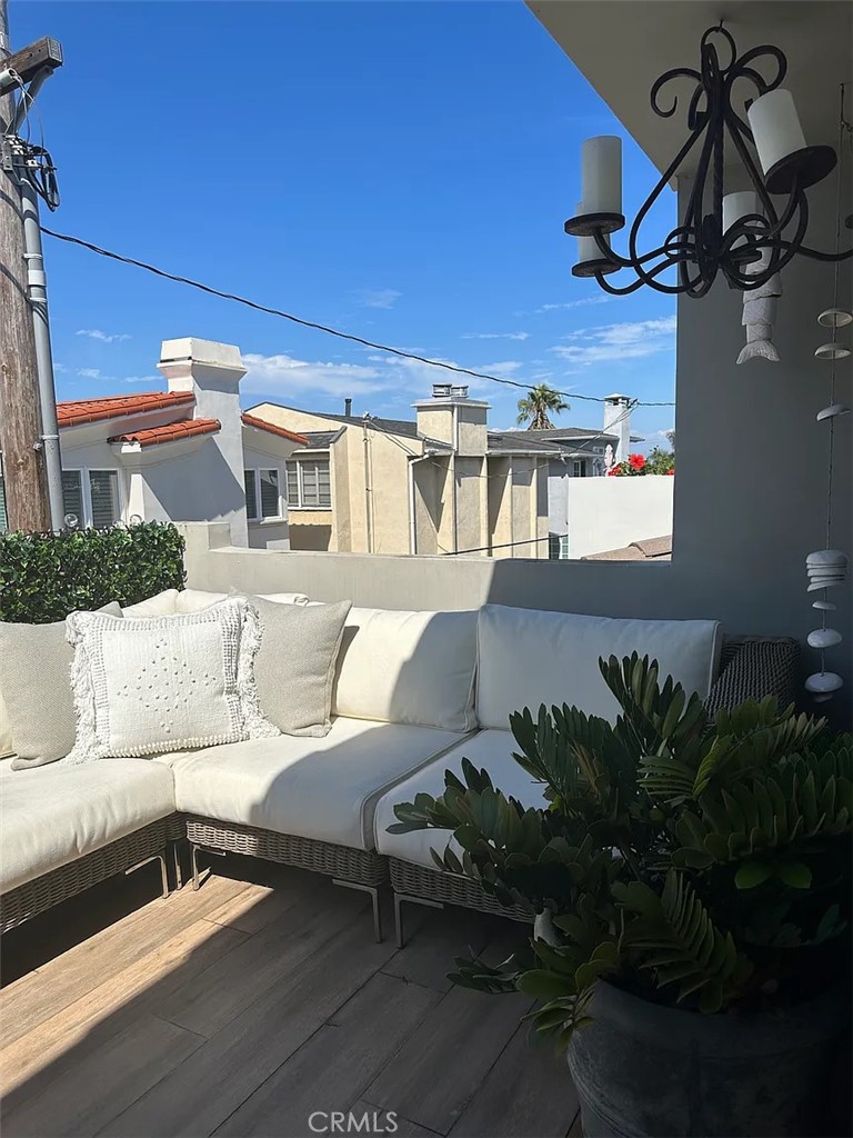 433 Marine Place, Unit B Manhattan Beach, CA 90266 - Photo 15 of 44