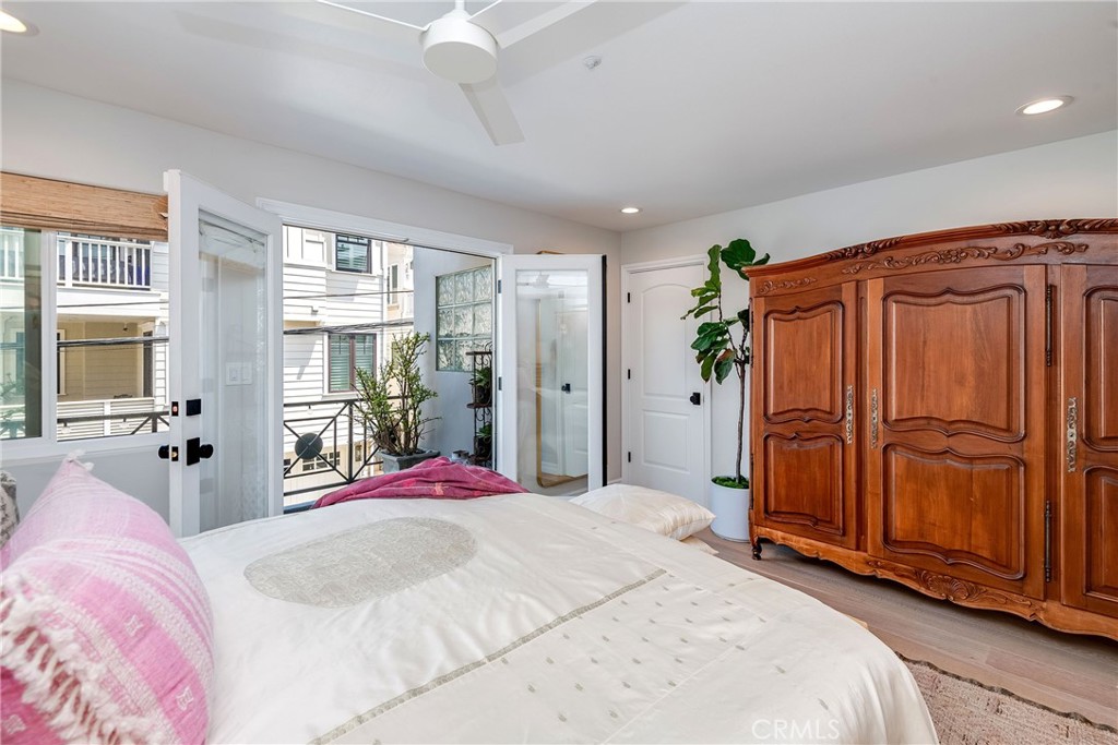 433 Marine Place, Unit B Manhattan Beach, CA 90266 - Photo 20 of 44