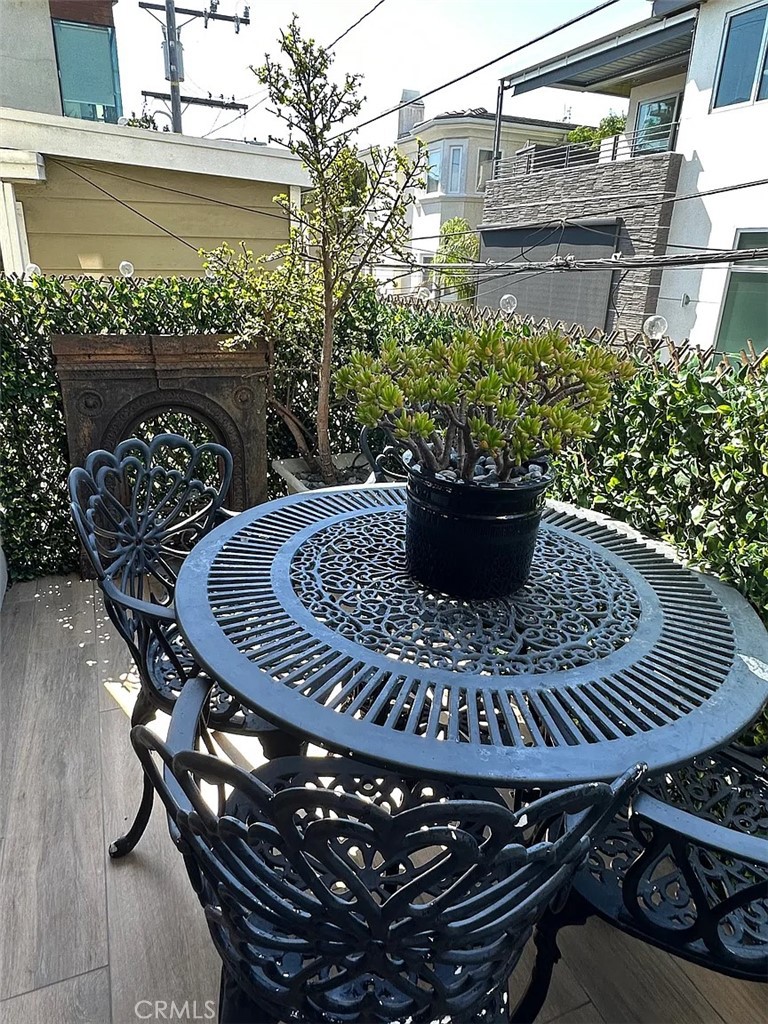 433 Marine Place, Unit B Manhattan Beach, CA 90266 - Photo 24 of 44